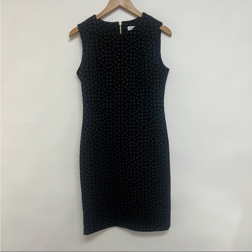 Calvin Klein Black Velvet Sheath Dress Knee Length Sleeveless Cocktail US 8 - Picture 8 of 8